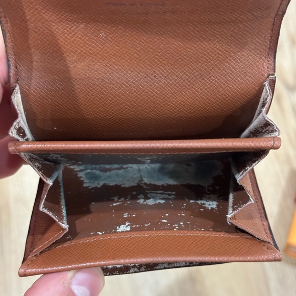 Louis Vuitton wallet/coin pouch. - Picture 7 of 8